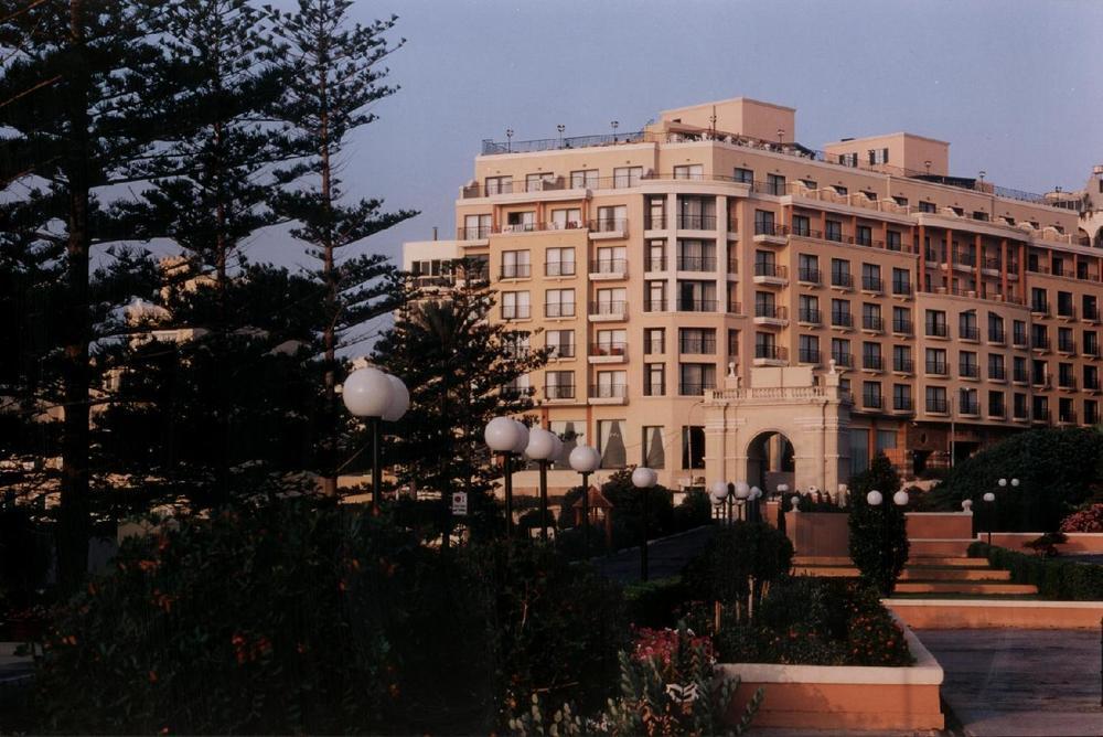 Vivaldi Hotel Saint Julian's Bagian luar foto